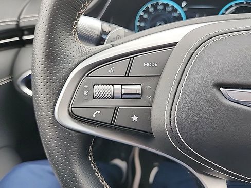 Used 2025 Genesis Electrified GV70 Prestige w/ Prestige Package image 8