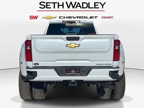 New 2026 Chevrolet Silverado 3500 High Country w/ High Country Premium Package AWD/4WD image 6
