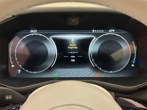 New 2025 Aston Martin DBX 707 image 17