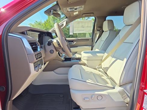 New 2026 GMC Yukon XL Denali w/ LPO, Floor Liner Package image 17