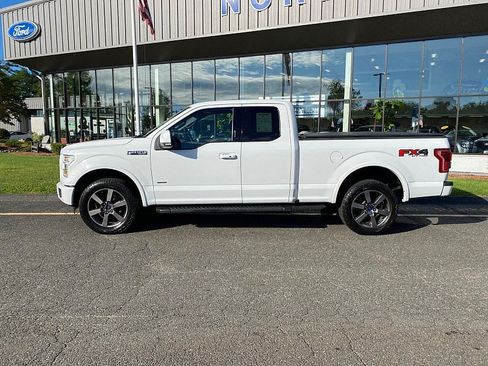 Used 2016 Ford F150 Lariat w/ Equipment Group 502A Luxury AWD/4WD image 4