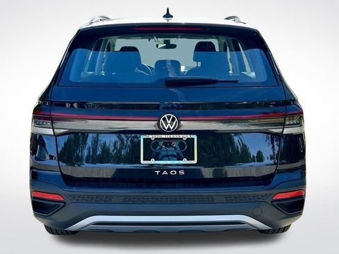 New 2026 Volkswagen Taos S image 6