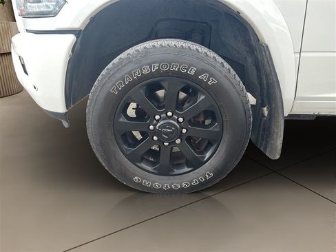 Used 2017 RAM 3500 Laramie w/ Sport Appearance Group AWD/4WD image 31