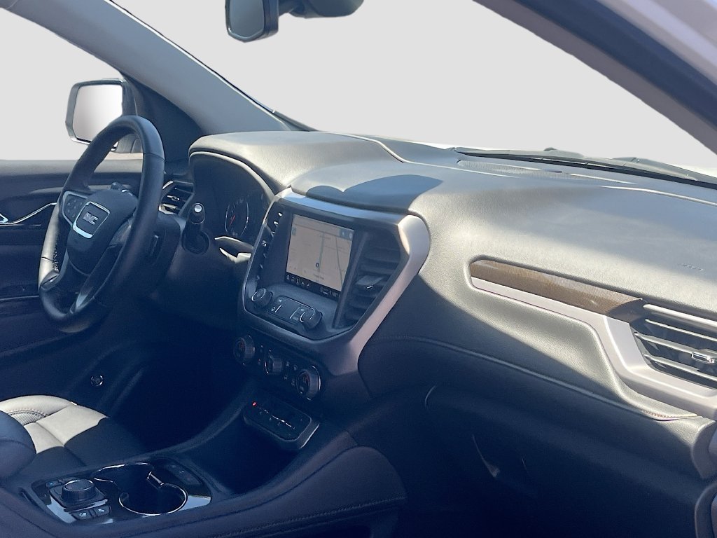 Used 2023 GMC Acadia AT4 w/ Technology Package AWD/4WD image 32