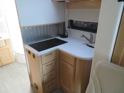 Used 2019 Mercedes-Benz Sprinter 170 image 25