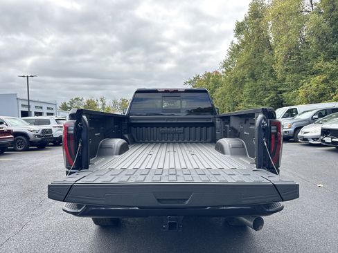 New 2026 GMC Sierra 3500 AT4 w/ AT4 Premium Plus Package image 33