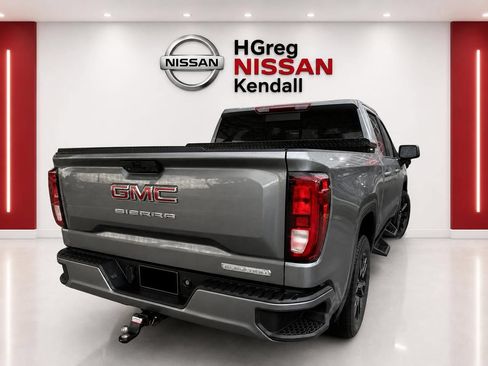 Used 2020 GMC Sierra 1500 Elevation w/ Elevation Value Package AWD/4WD image 8