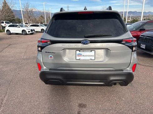 Used 2025 Subaru Forester Premium image 26