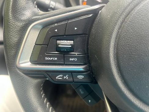 Used 2023 Subaru Forester Limited AWD/4WD image 18