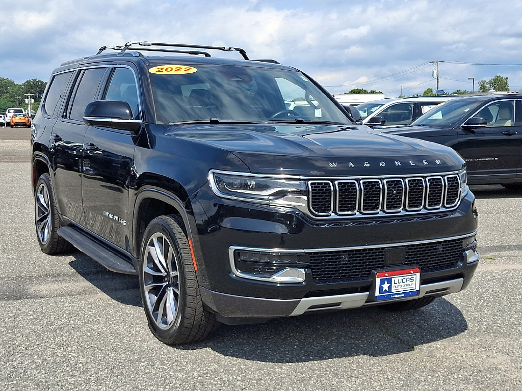 Used 2022 Jeep Wagoneer Series II w/ Convenience Group I AWD/4WD image 2