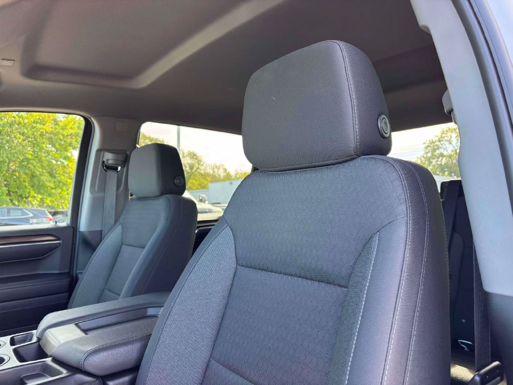 Used 2024 Chevrolet Silverado 1500 RST w/ Protection Package AWD/4WD image 5