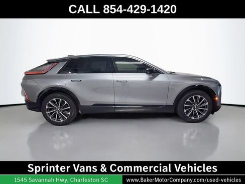Used 2024 Cadillac Lyriq Sport RWD image 8