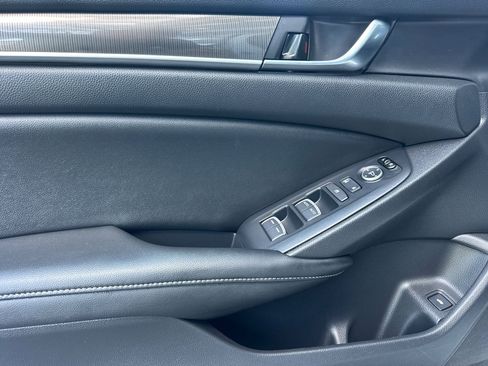 Used 2020 Honda Accord Sport image 12