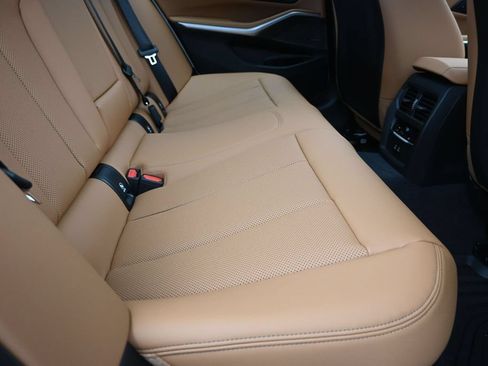 New 2026 BMW 330i Sedan w/ M Sport Package RWD image 22