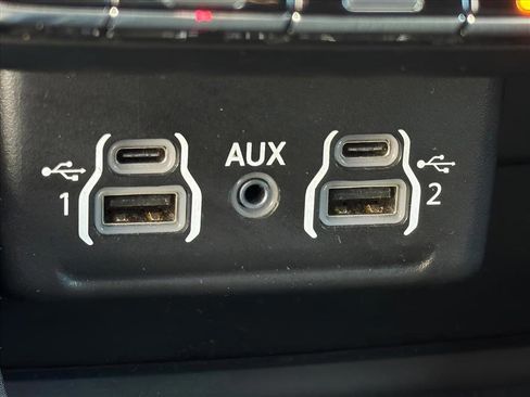 Used 2023 Dodge Durango GT image 28