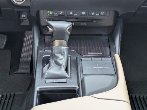 Used 2019 Lexus ES 350 w/ Accessory Package 2 FWD image 18