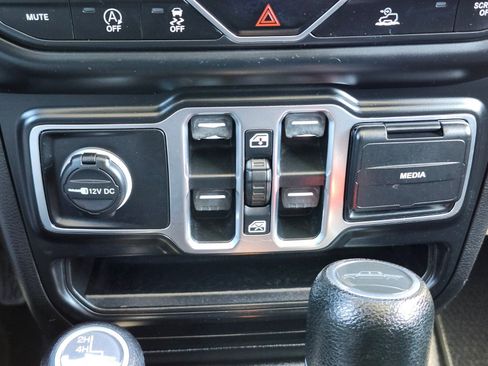 Used 2021 Jeep Gladiator Sport w/ Quick Order Package 24Q 80Th image 23