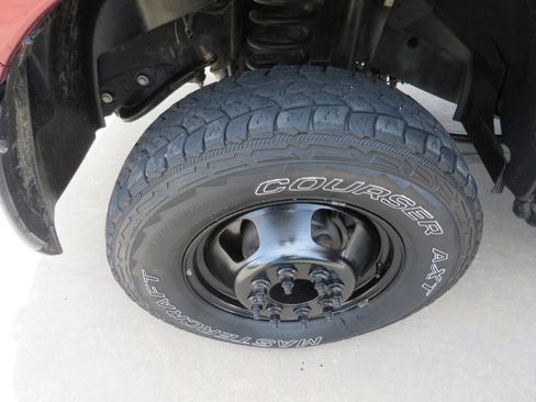 Used 2018 RAM 3500 Tradesman w/ Chrome Appearance Group image 30