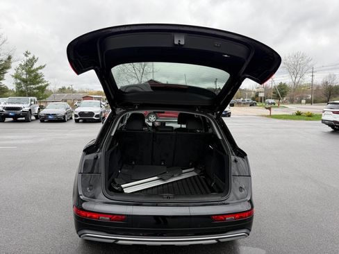 Used 2023 Audi Q5 2.0T Premium w/ Convenience Package AWD/4WD image 12