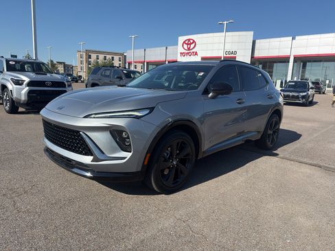 Used 2025 Buick Envision Sport Touring image 1