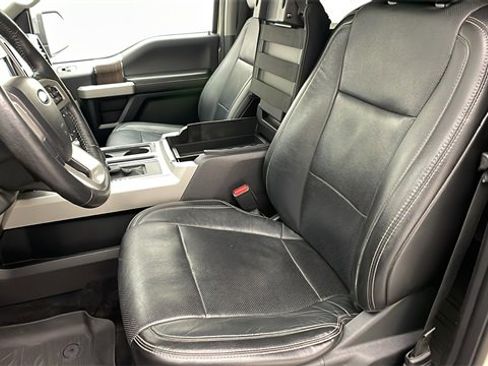 Used 2017 Ford F150 Lariat w/ Equipment Group 502A Luxury image 29