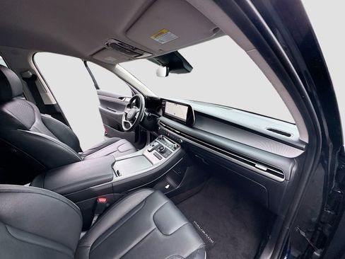 Used 2023 Hyundai Palisade SEL FWD image 34