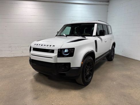 New 2026 Land Rover Defender 110 S AWD/4WD image 2