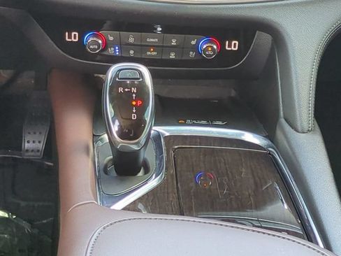 Used 2020 Buick Enclave Avenir w/ Avenir Technology Package FWD image 22
