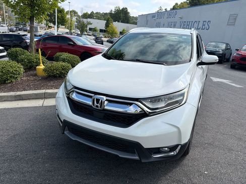 Used 2018 Honda CR-V Touring image 4