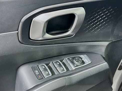 Used 2024 Kia Sorento S w/ Panoramic Sunroof Package FWD image 15