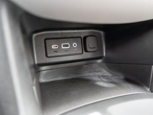 Used 2022 Chevrolet Equinox LS w/ LS Convenience Package AWD/4WD image 30
