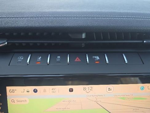 New 2026 Jeep Grand Cherokee Altitude AWD/4WD image 22