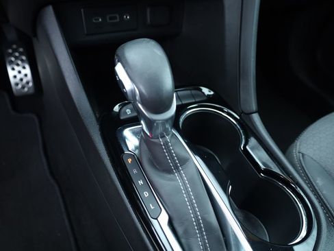 Used 2023 Buick Encore GX Select w/ Sport Touring Package image 7