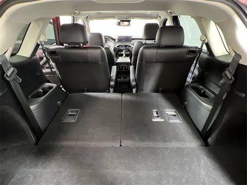 Certified 2022 MAZDA CX-9 Touring w/ Touring Premium Package image 18