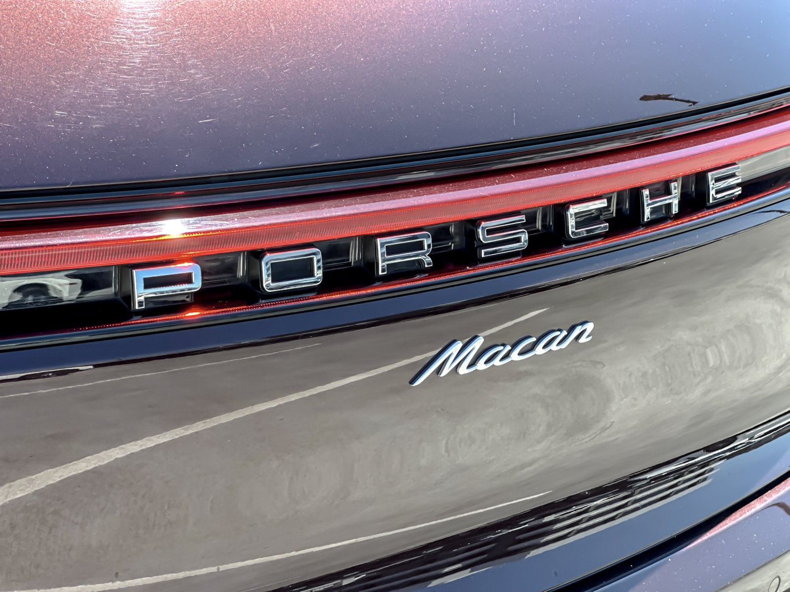 Used 2023 Porsche Macan AWD/4WD image 25