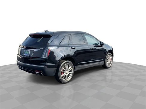 Certified 2022 Cadillac XT5 Sportv w/ LPO, Floor Liner Package image 8