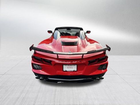 Used 2021 Chevrolet Corvette Stingray Premium Conv w/ Z51 Performance Package RWD image 8