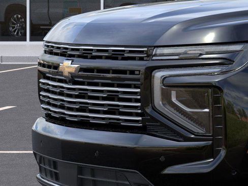 New 2026 Chevrolet Suburban High Country image 30