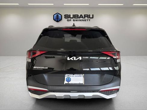 Used 2025 Kia Sportage EX w/ Premium Package FWD image 4
