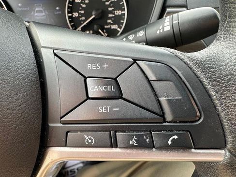 Certified 2025 Nissan Altima 2.5 SV FWD image 20
