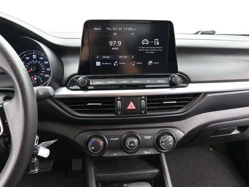 Used 2023 Kia Forte LXS w/ LXS Technology Package image 19