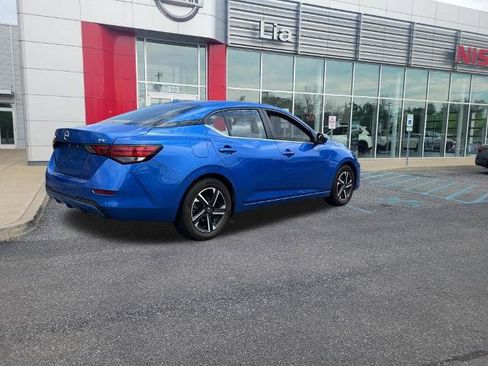 Certified 2024 Nissan Sentra SV FWD image 17