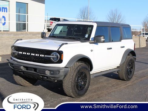Used 2022 Ford Bronco Wildtrak image 1