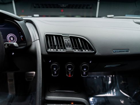 Used 2017 Audi R8 V10 w/ 20" Wheel Package image 48