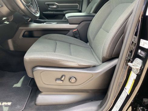 Used 2022 RAM 1500 Big Horn RWD image 23