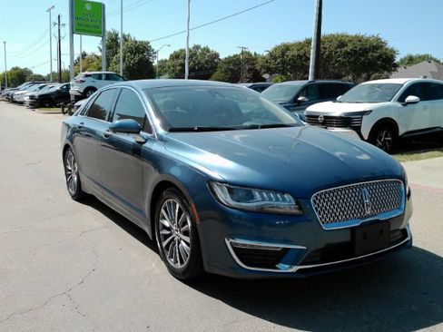 Used 2019 Lincoln MKZ Premiere FWD image 4