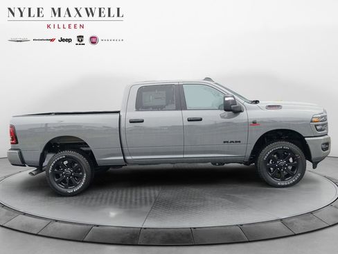 New 2026 RAM 2500 Big Horn AWD/4WD image 17