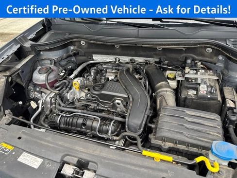 Used 2023 Volkswagen Taos SE w/ Panoramic Sunroof Package AWD/4WD image 28