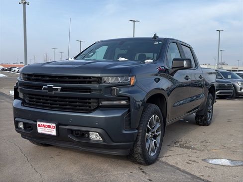Used 2020 Chevrolet Silverado 1500 RST image 2