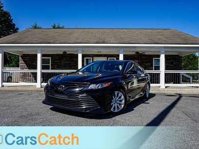 Used 2018 Toyota Camry LE w/ Moonroof Package